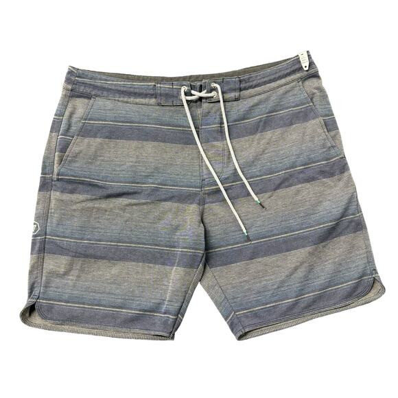 Vissla Sofa Surfer Shorts Men’s XL Board Hybrid Swim trunks Blue Stripes Casual - Picture 1 of 5